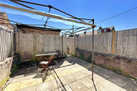 4 bedroom terraced house for sale, East Ham Road, Littlehampton, West Sussex