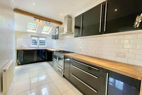3 bedroom bungalow for sale, Beresford Road, Newhaven