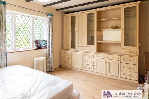 10 Coppermill Road, Wraysbury, Staines-upon-thames, TW19 5NT