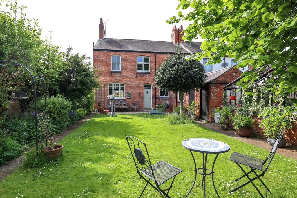 Garden 3.jpg