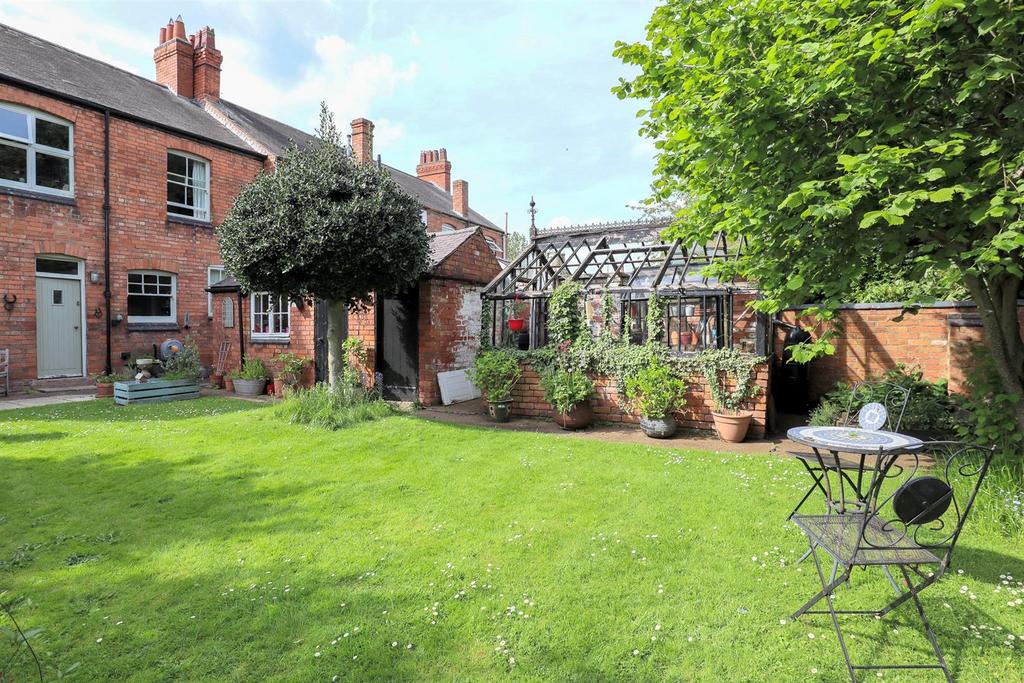 Garden 4.jpg