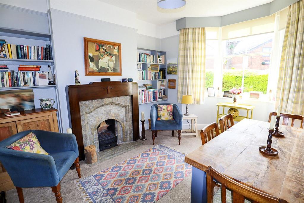 Dining room.jpg