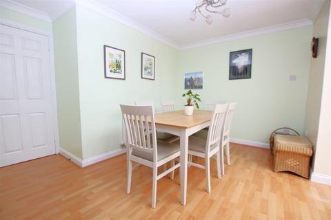 12 Bourton Close, Northampton, NN4 9YT