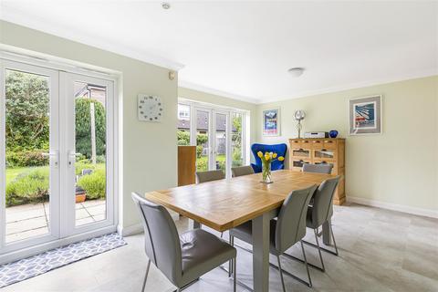 19 Thornbury, Comberton, Cambridge, CB23 7AP