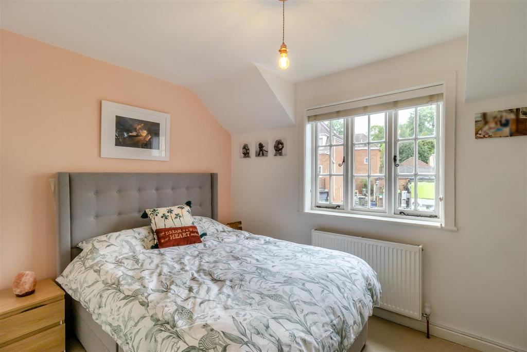 8598834-interior04.jpg