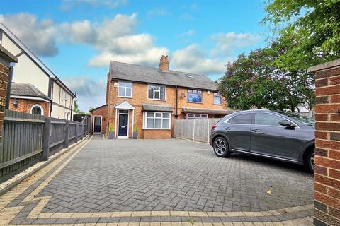 3 bedroom semi-detached house for sale, Hinckley Road, Leicester Forest East