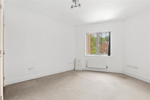 2 bedroom apartment for sale, Stewponey Court, Stourton, Stourbridge