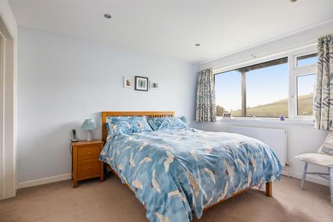 31 Churchfields, Dartmouth, TQ6 9HJ