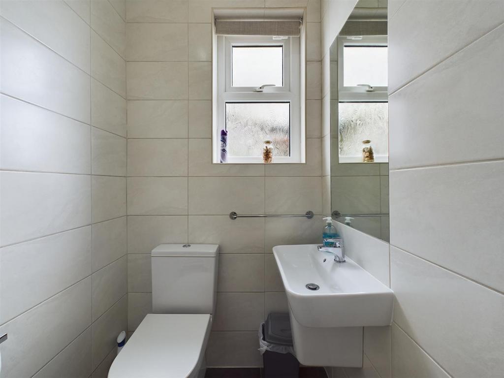 Wc.