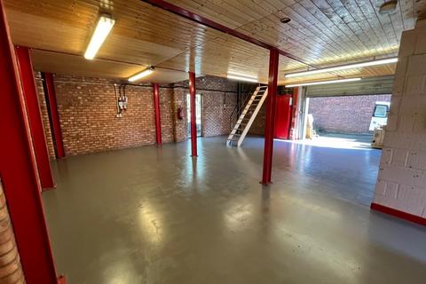 Industrial unit to rent, 14 Peartree Business Centre, Peartree Road, Stanway, Colchester, Essex, CO3