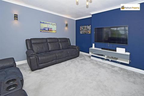 8 Sycamore Close, Stoke-on-trent, ST3 7LD