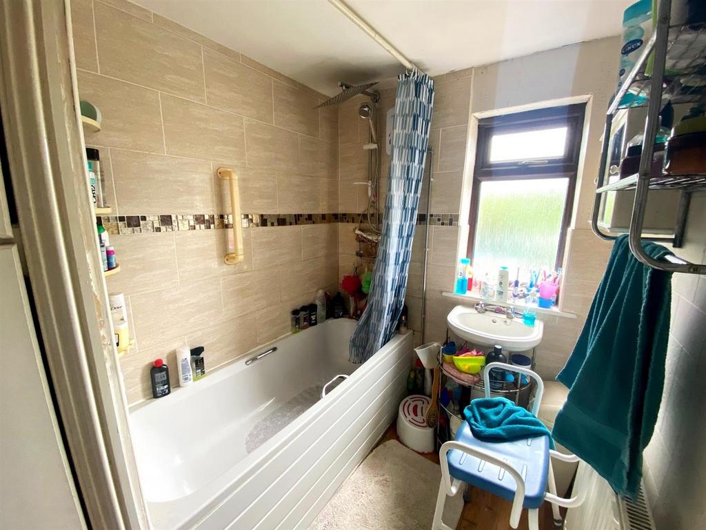 Bathroom .jpg