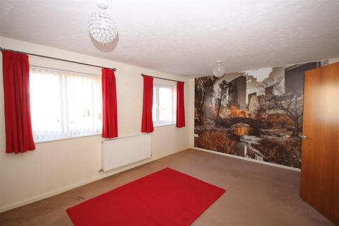2 bedroom flat for sale, Atholl Court, Heath End Road, Nuneaton