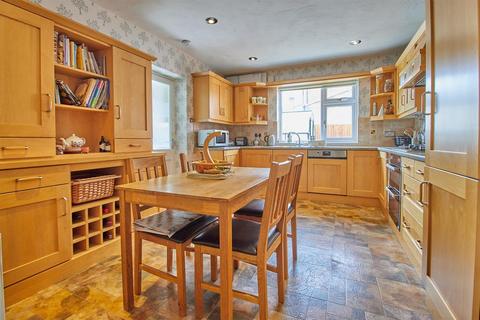 4 bedroom detached house for sale, Sapcote Road, Stoney Stanton