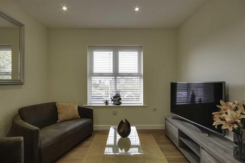 1 bedroom flat to rent, F6 Redworth Court, Upper Accommodation Road, Leeds