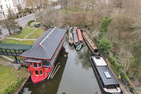 1 bedroom houseboat for sale, Blaxckwall Basin, London E14