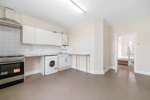 2 bedroom flat for sale, Credenhill Street, Streatham, SW16