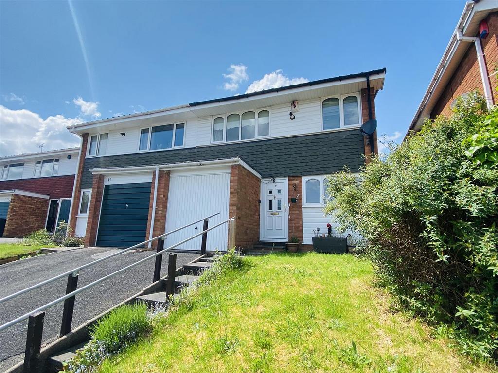 Broadway Avenue, Halesowen B63 3 bed semidetached house for sale £