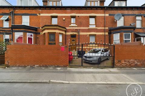 4 bedroom terraced house for sale, Arthington Street, Leeds