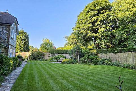 7 bedroom detached house for sale, Walpole Avenue, Chipstead