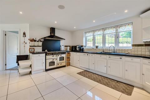 7 bedroom detached house for sale, Walpole Avenue, Chipstead