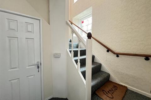 2 bedroom flat for sale, Tanybryn Street, Aberdare CF44