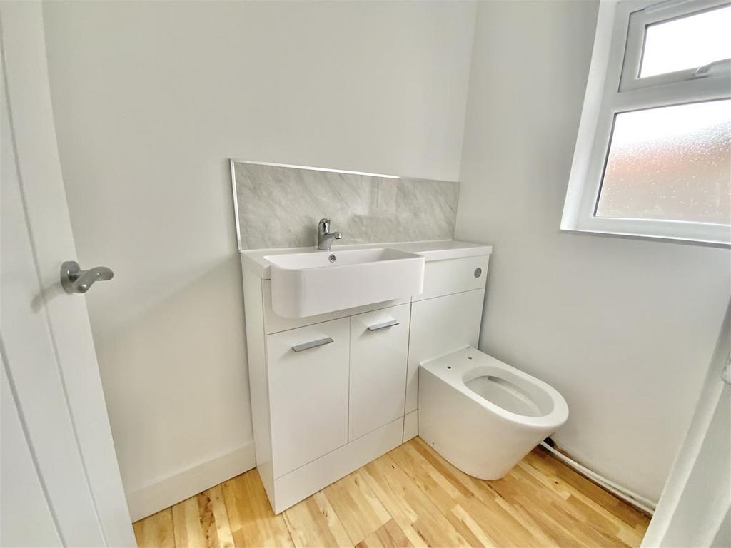Cloakroom (Downstairs)