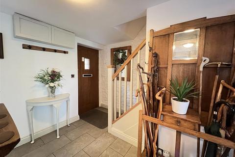 11 Forge Trip, Aberdare, CF44 0RW