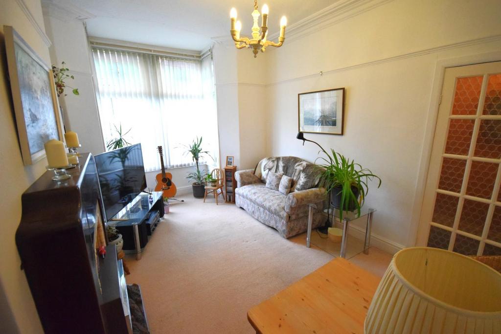Priestthorpe Road, Bingley 4 bed terraced house for sale £199,950