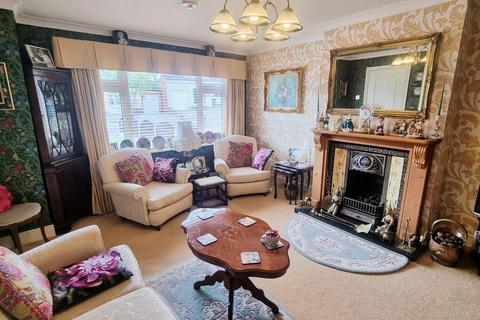 42 Mountford Drive, Sutton Coldfield, B75 6TA