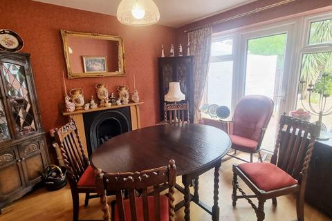 42 Mountford Drive, Sutton Coldfield, B75 6TA
