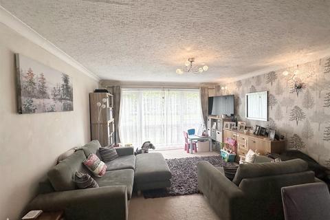 2 bedroom ground floor flat for sale, Lichfield Road, Four Oaks, Sutton Coldfield