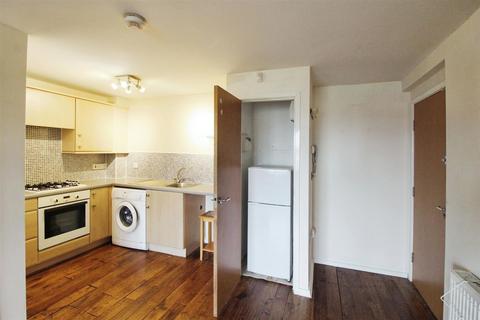 1 bedroom ground floor flat for sale, Wyre Close, Bradford BD6