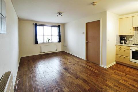 1 bedroom ground floor flat for sale, Wyre Close, Bradford BD6