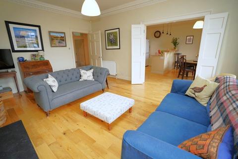 2 bedroom flat to rent, Broughton Street, Edinburgh