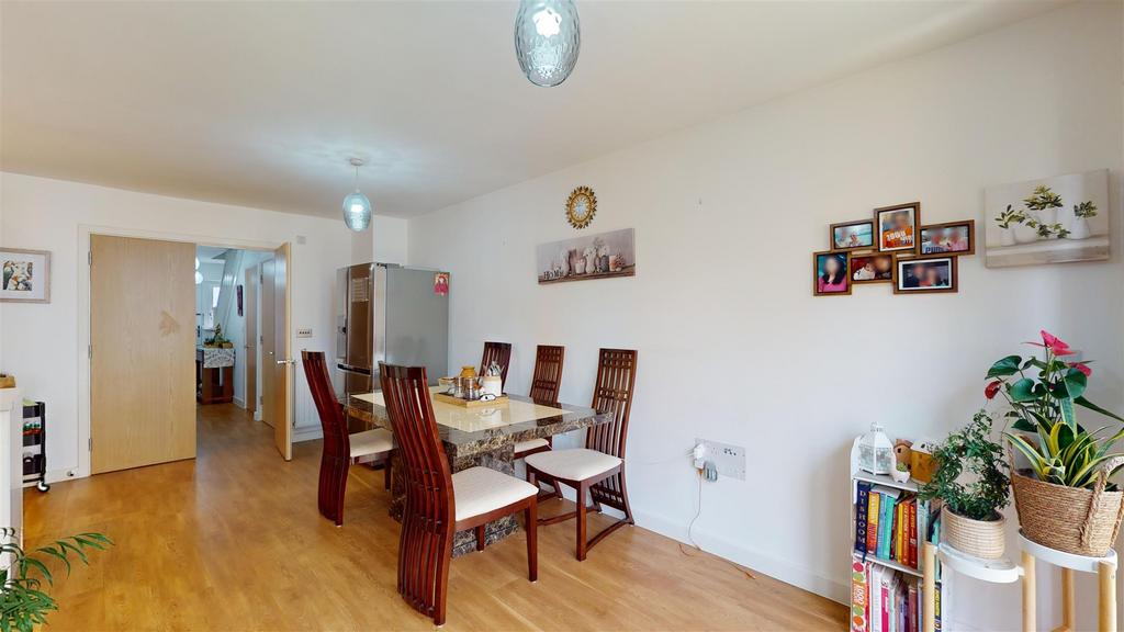 Kitchen/dining room/family room