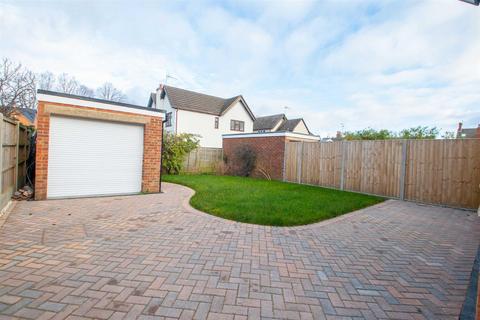 2 bedroom detached bungalow for sale, Elm Grove, Woburn Sands