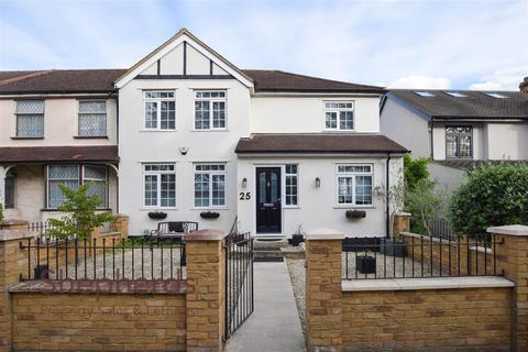 6 bedroom house for sale, Beltona Gardens, Cheshunt EN8