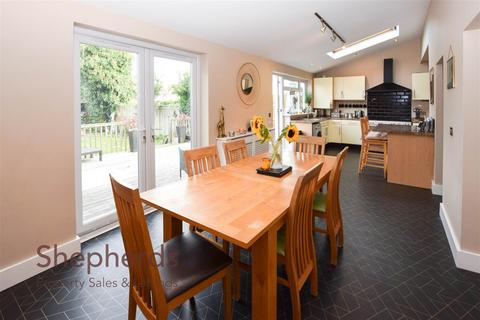 6 bedroom house for sale, Beltona Gardens, Cheshunt EN8