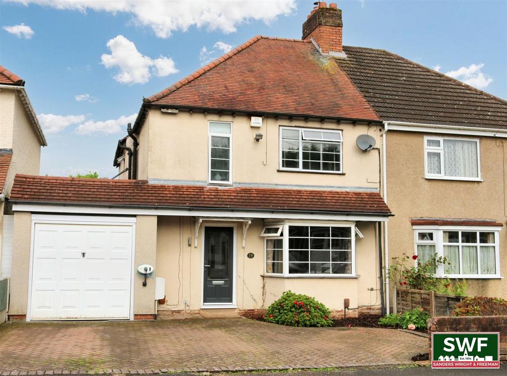Linton Road, Penn, Wolverhampton 3 bed semidetached house for sale £