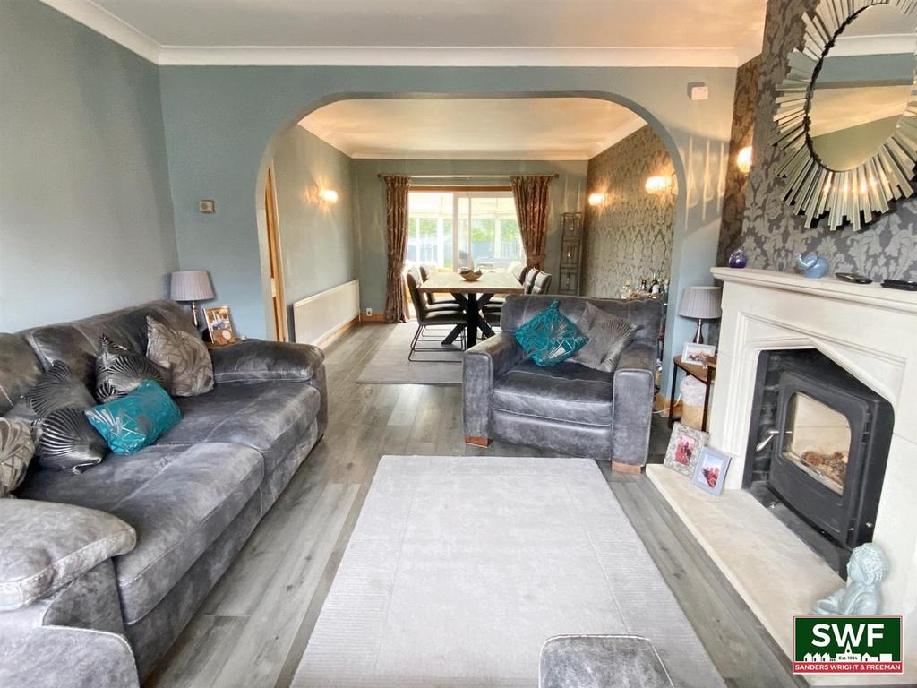 Linton Road, Penn, Wolverhampton 3 bed semidetached house for sale £