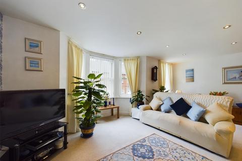 2 bedroom apartment for sale, Marlborough Street, Scarborough YO12