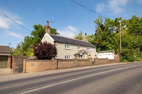 4 bedroom detached house for sale, Ixworth Road, Norton,