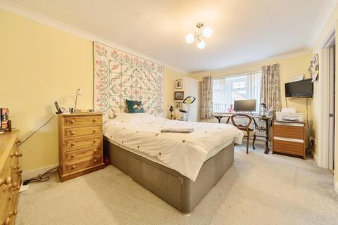 9 Grove Drive, Woodhall Spa, LN10 6RT