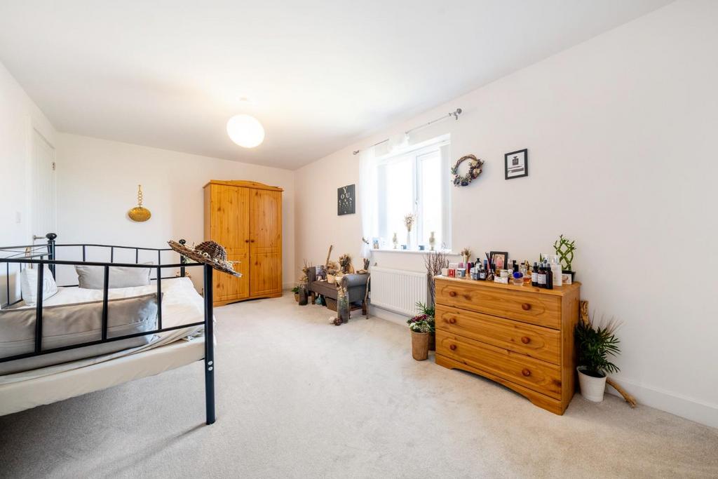SECOND DOUBLE BEDROOM.jpg