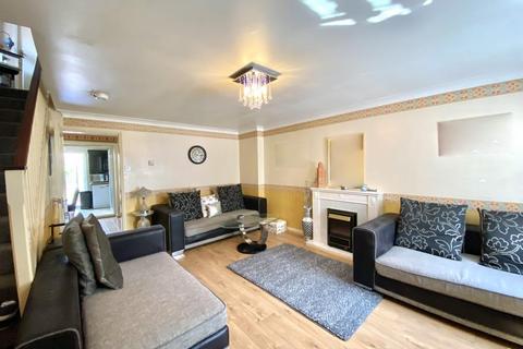 1 Tollgate Drive, Hayes, UB4 0NP