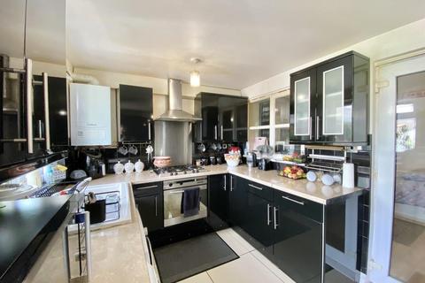 1 Tollgate Drive, Hayes, UB4 0NP