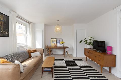 1 bedroom flat to rent, Old Ford Road, London