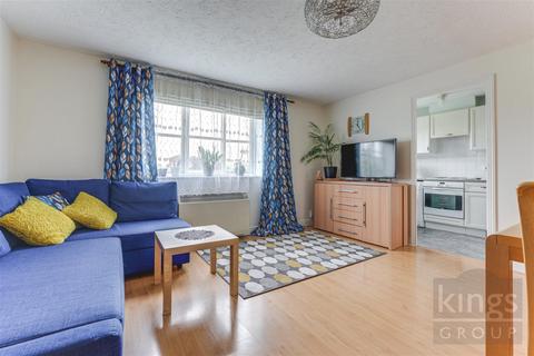 1 bedroom flat for sale, Colgate Place, Enfield