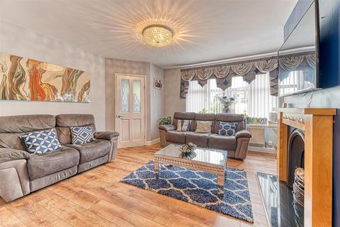 4 bedroom semi-detached house for sale, Manston Road, Penketh, Warrington